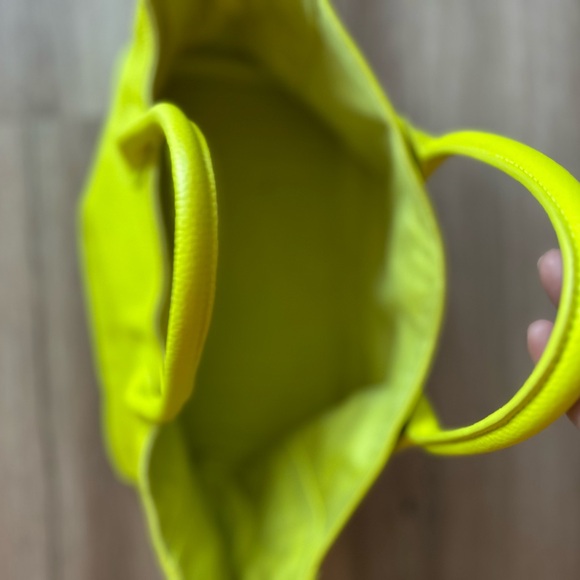 Beck Bag Tote- Neon Yellow - Medium - Picture 2 of 4